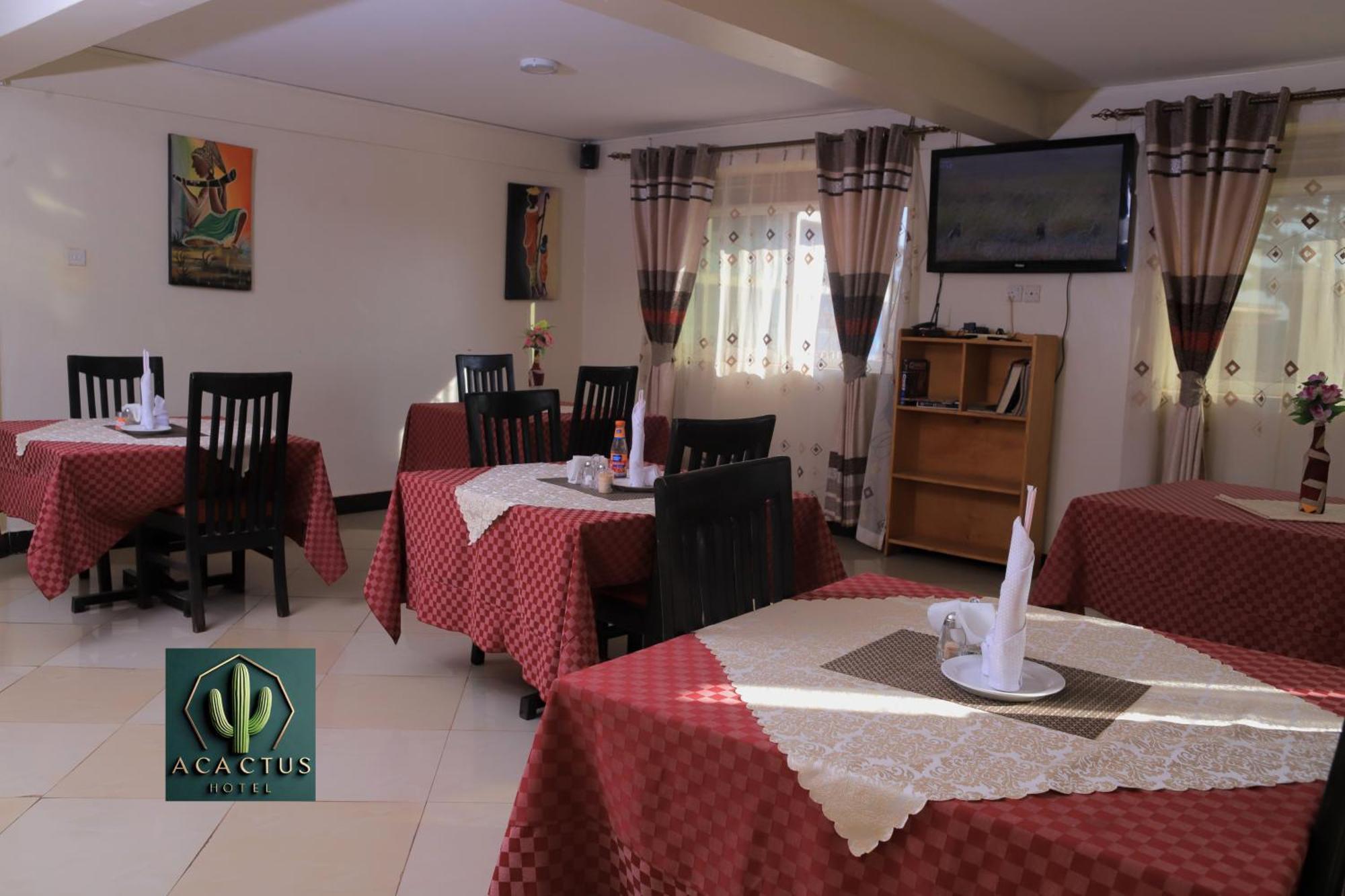 Acactus Hotel Kampala Buitenkant foto